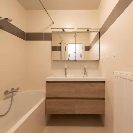 아파트 By The In With Terrace *