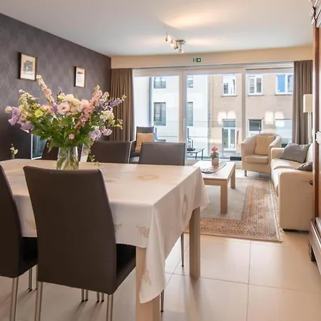 شقة By The In With Terrace *