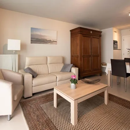 شقة By The In With Terrace أوستيند