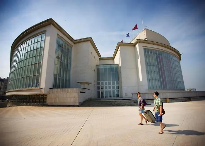 By The In With Terrace *